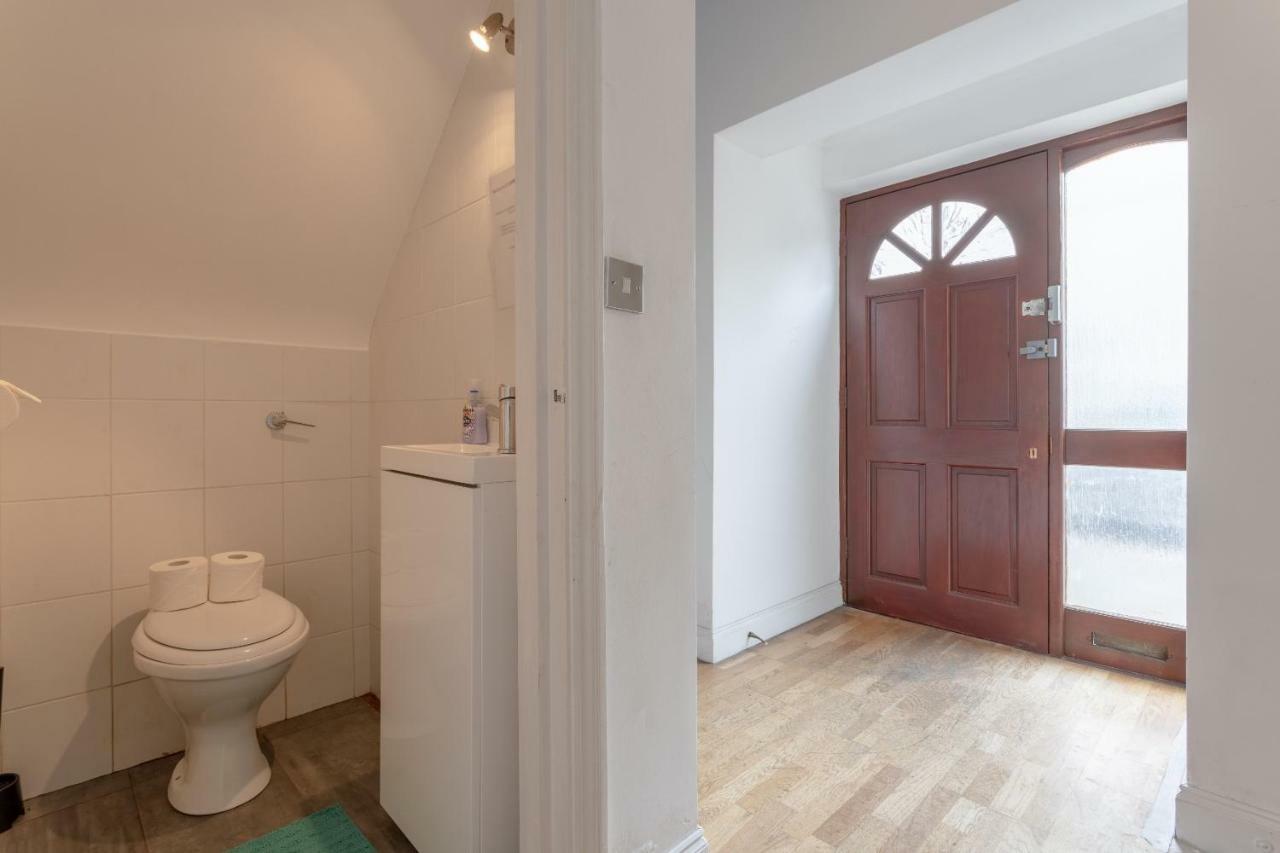 4 Bedroom Mews House In Kensal Rise *
